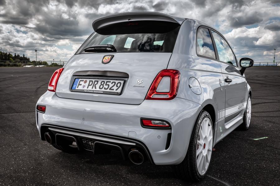  Abarth 595 esseesse (312) 2019 года  (WW) (фото 44 из 44)